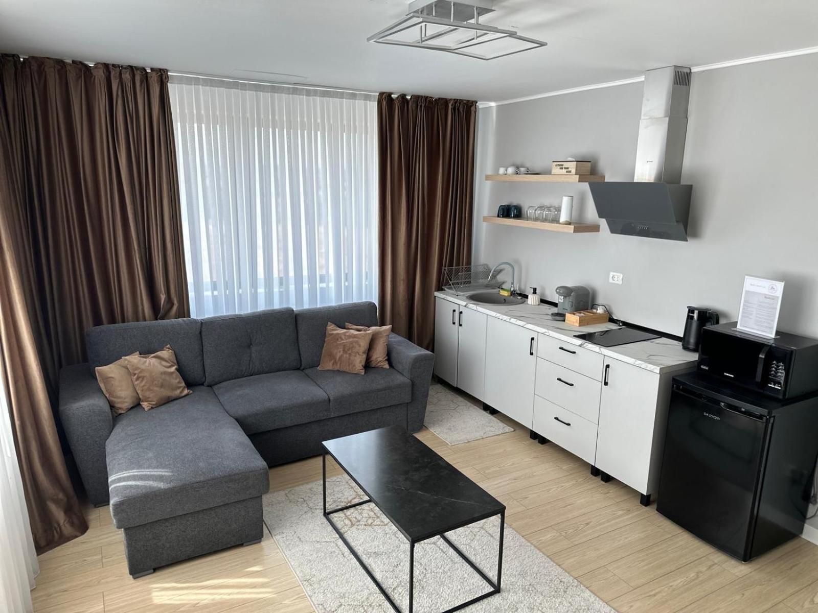 Em02- Apartament 2 Camere Luxury Targu Jiu Bagian luar foto
